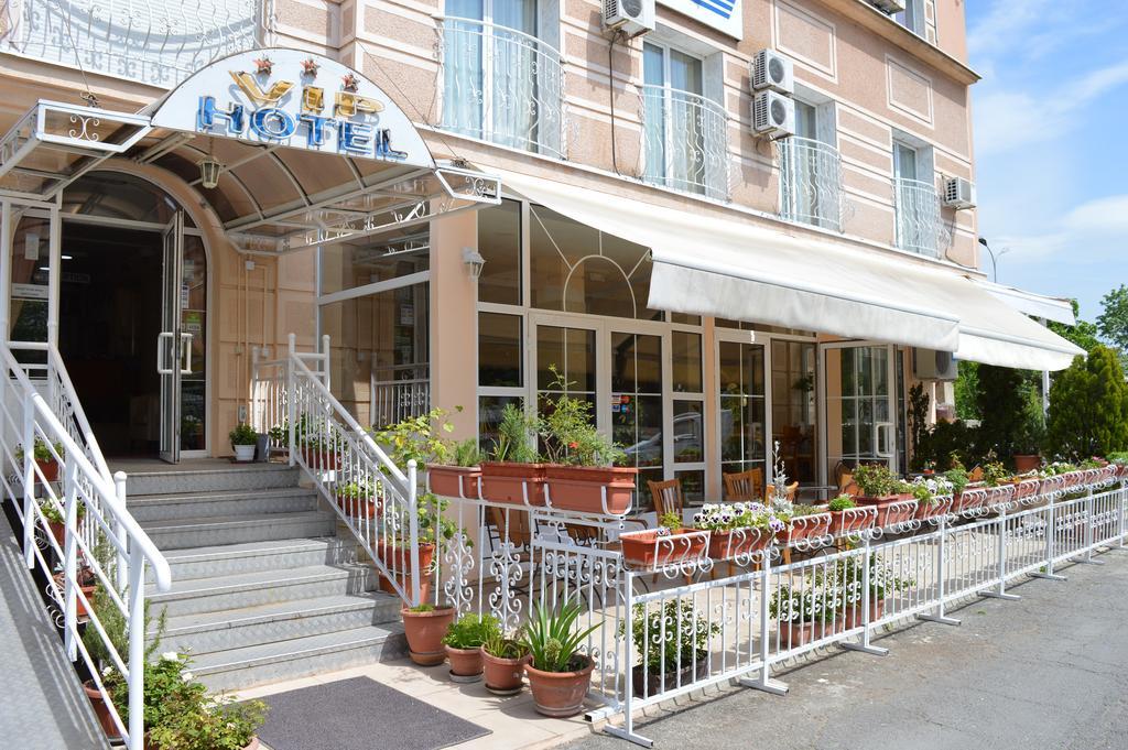 Vip Hotel Skopje - New Management Exterior foto